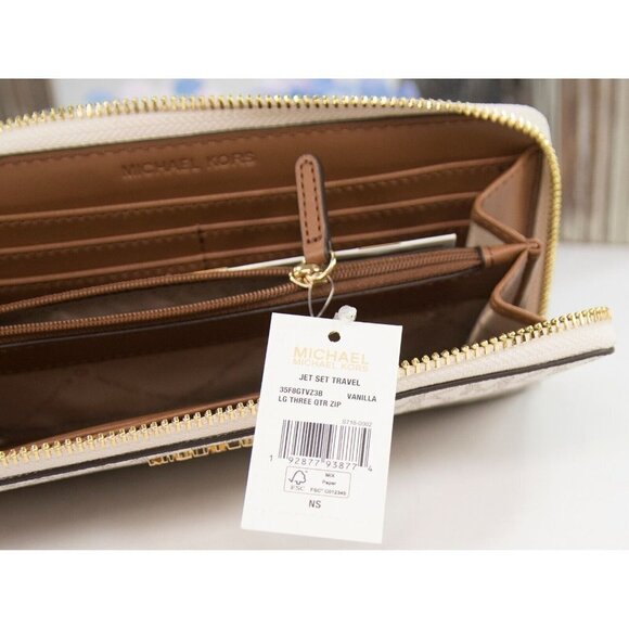 Michael Kors Vanilla Monogram Acorn Leather 3/4 Zip Around Lacey Wallet NWT - Picture 7 of 8